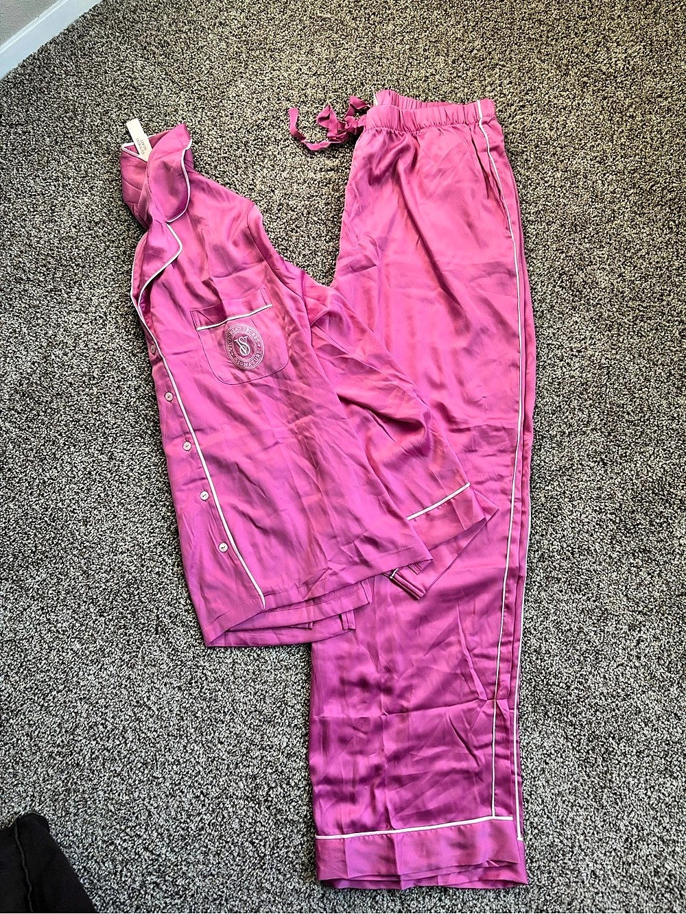Victoria's Secret Signature Satin Long Pajama Set Pink